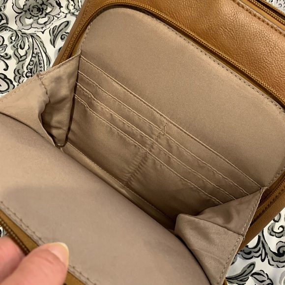 Purse - Picture 6 of 8